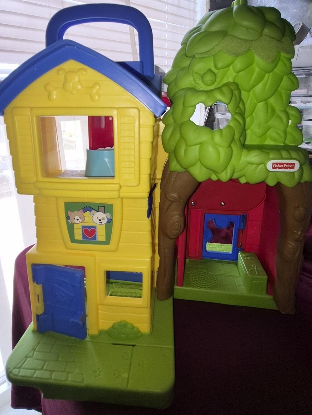Fisher Price Little People Animal Rescue Adoption Vet Center UEC